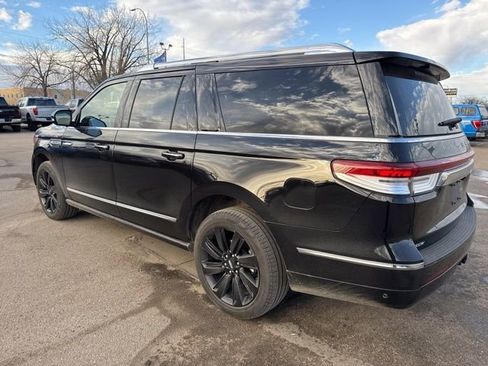 Used 2023 Lincoln Navigator L Reserve image 8