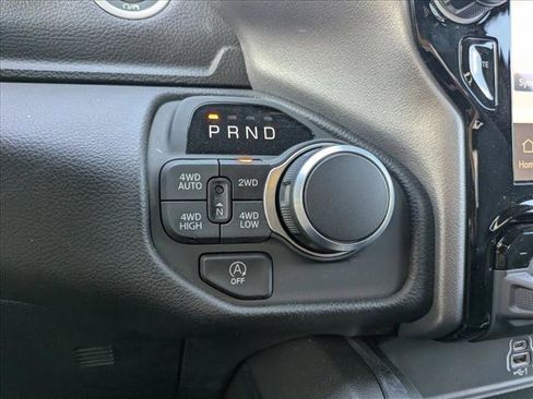 New 2025 RAM 1500 Big Horn AWD/4WD image 12
