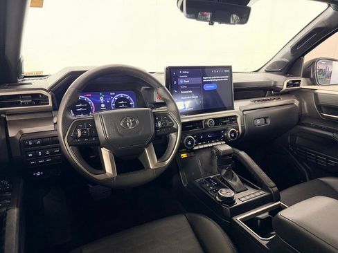 Used 2024 Toyota Tacoma TRD Off-Road w/ TRD Off Road Premium Package AWD/4WD image 14