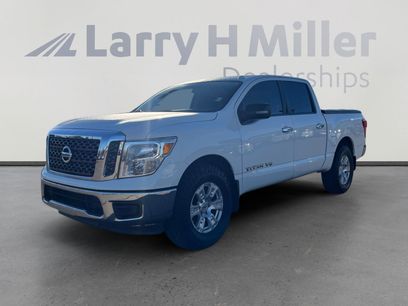 Used 2018 Nissan Titan SV
