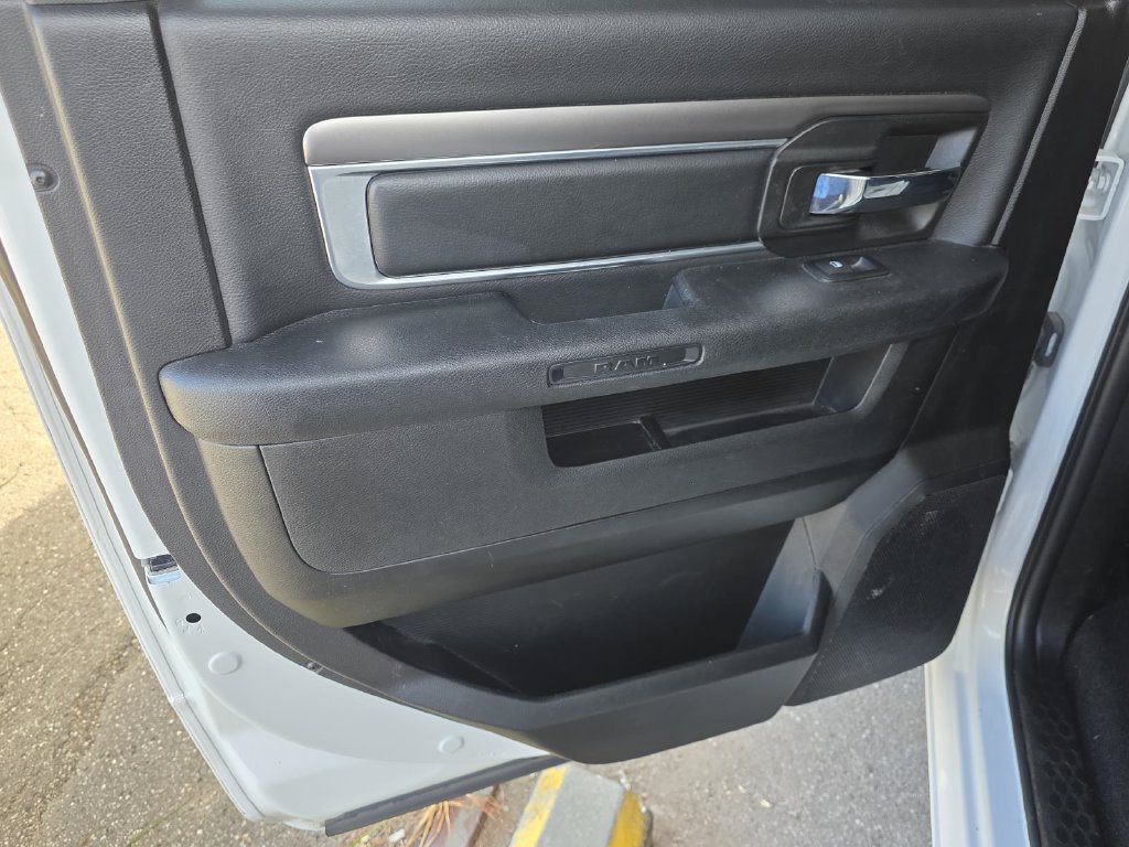 Used 2024 RAM 1500 Warlock RWD image 23