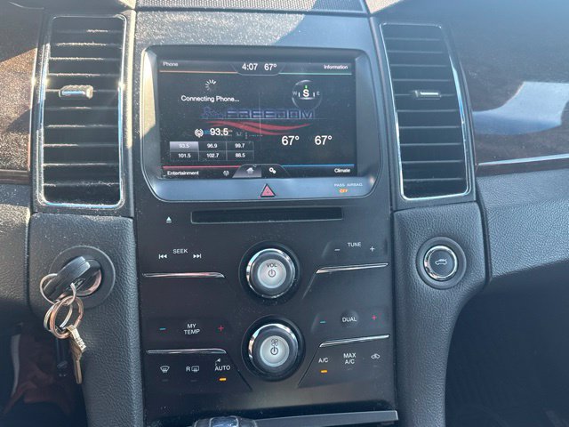 Used 2013 Ford Taurus Limited FWD image 3