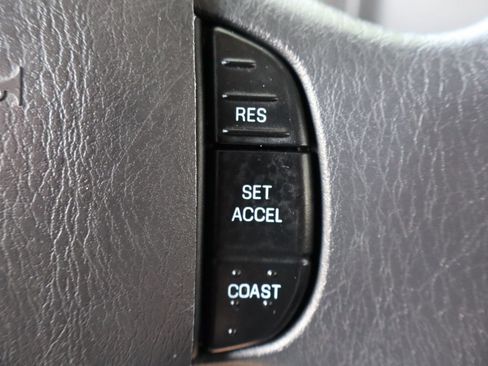 Used 2012 Ford E-350 and Econoline 350 XLT RWD image 30