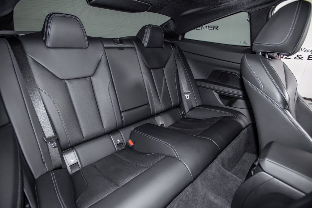 Used 2022 BMW 430i Coupe w/ M Sport Package RWD image 15