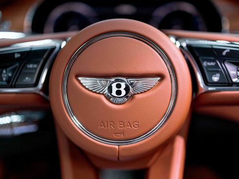 Used 2022 Bentley Continental GT V8 image 71
