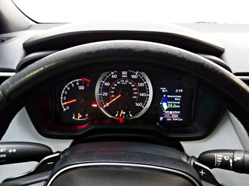 Used 2022 Toyota Corolla SE FWD image 15