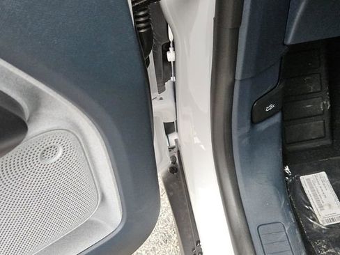 New 2025 Ford Maverick XLT w/ Equipment Group 301A image 24