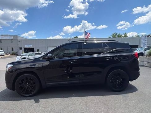 Used 2020 GMC Terrain SLT w/ Preferred Package AWD/4WD image 4