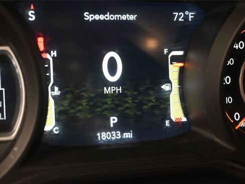 Used 2024 Jeep Wrangler Unlimited Rubicon 392 AWD/4WD image 3
