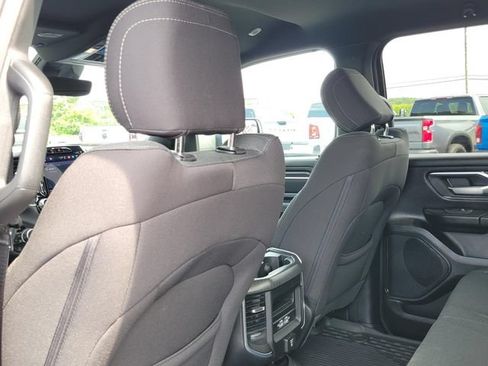 Used 2025 RAM 1500 Big Horn AWD/4WD image 25