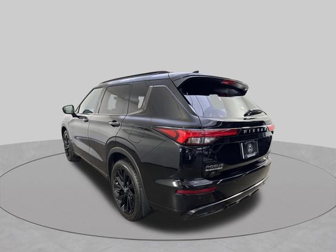 Used 2026 Nissan Rogue Platinum w/ Family Package AWD/4WD image 31