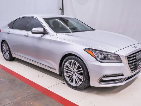 Used 2019 Genesis G80 3.8 image 5