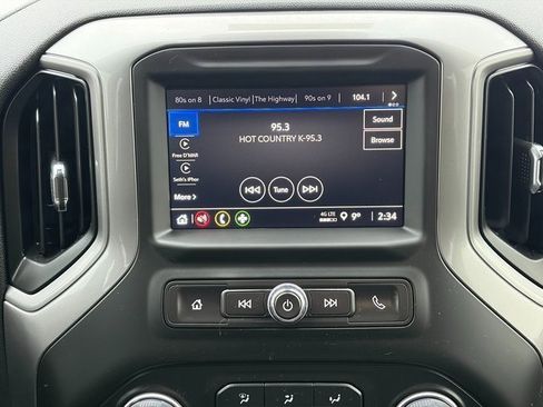 Used 2024 Chevrolet Silverado 1500 Custom image 23