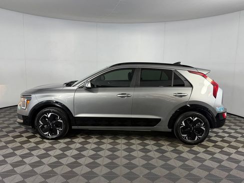 Used 2024 Kia Niro Wind FWD image 10