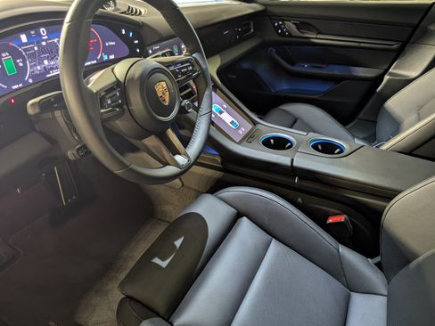 Certified 2025 Porsche Taycan AWD/4WD image 5