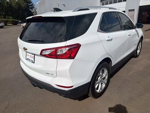 Used 2020 Chevrolet Equinox LT AWD/4WD image 3