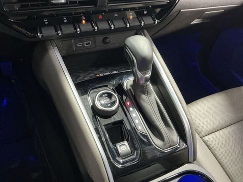 Used 2023 Chevrolet Colorado ZR2 w/ Desert Boss Special Edition image 30