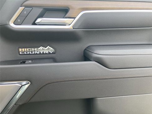 New 2026 Chevrolet Silverado 1500 High Country image 15