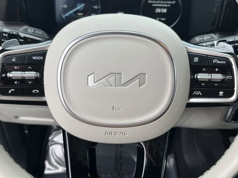 Used 2023 Kia Sorento SX Prestige image 20