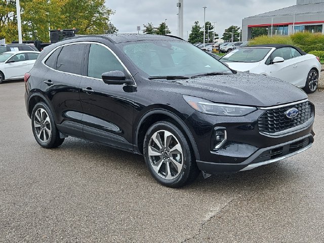 Certified 2023 Ford Escape Platinum AWD/4WD image 7
