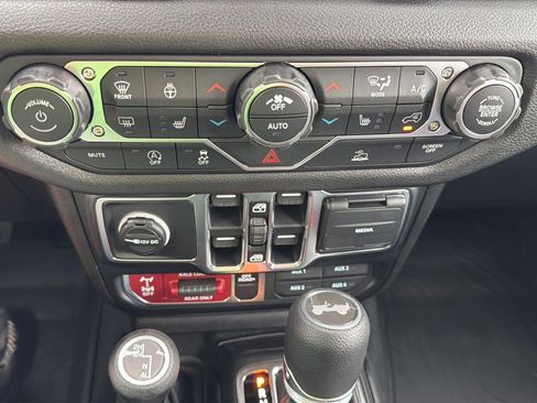 New 2026 Jeep Wrangler Unlimited Sport w/ Dual Top Group AWD/4WD image 24