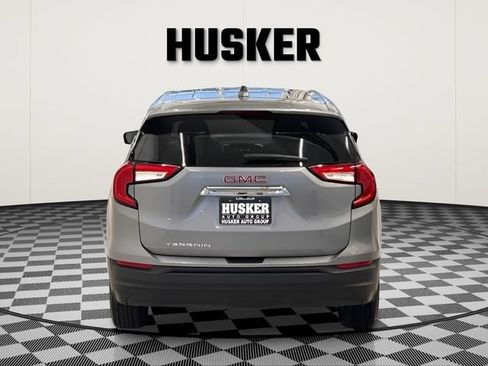 Certified 2024 GMC Terrain SLE FWD image 7