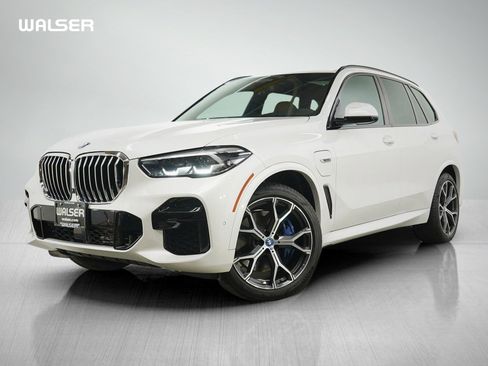 Used 2022 BMW X5 xDrive45e w/ M Sport Package AWD/4WD image 1