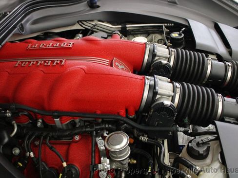 Used 2013 Ferrari California image 45