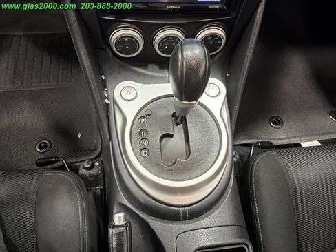 Used 2016 Nissan 370Z Coupe RWD image 18