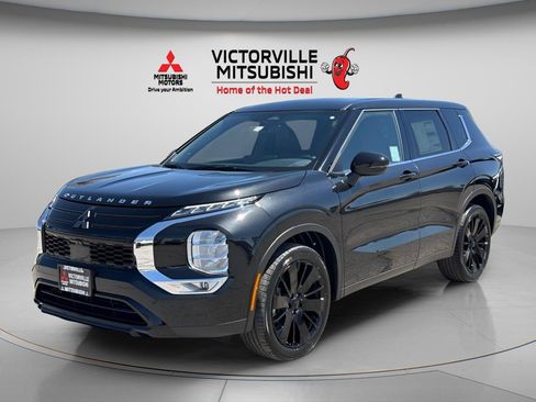 New 2026 Mitsubishi Outlander LE FWD image 5