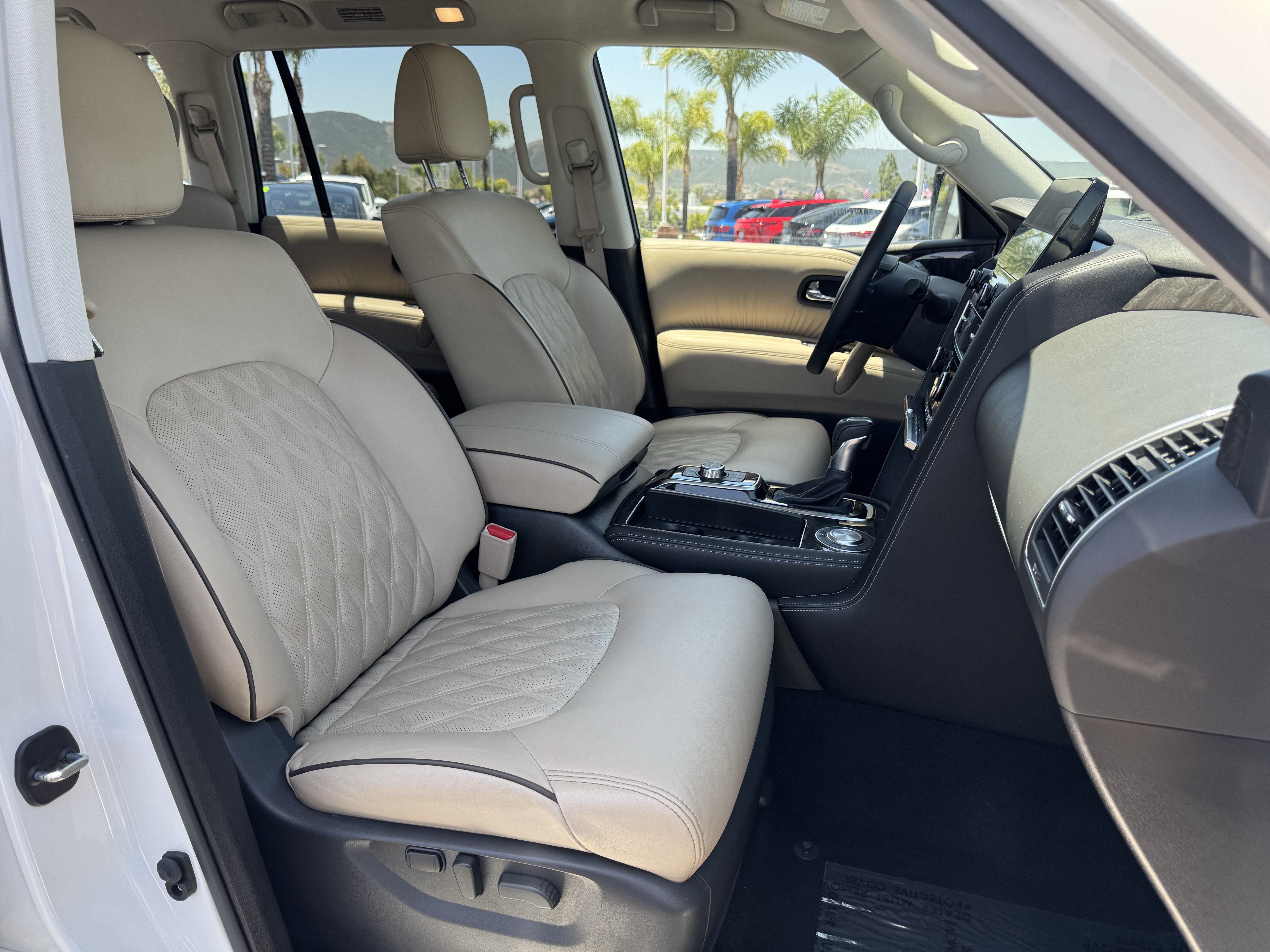 Used 2024 Nissan Armada Platinum w/ Captain's Chairs Package RWD image 39