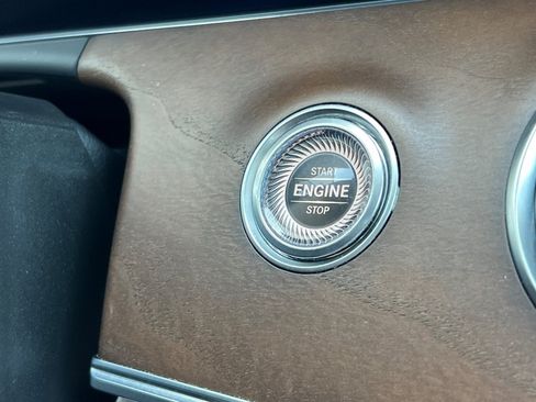 Used 2019 Mercedes-Benz E 300 image 16