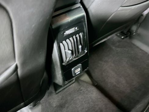 Certified 2024 Jeep Compass Latitude image 34