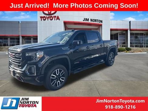Used 2019 GMC Sierra 1500 AT4 w/ AT4 Premium Package image 2
