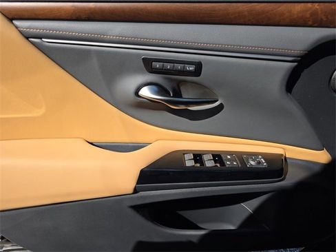 New 2025 Lexus ES 350 w/ Premium Package image 24