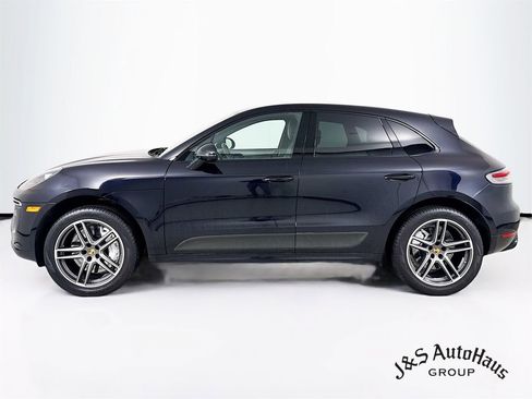 Used 2021 Porsche Macan Turbo image 4