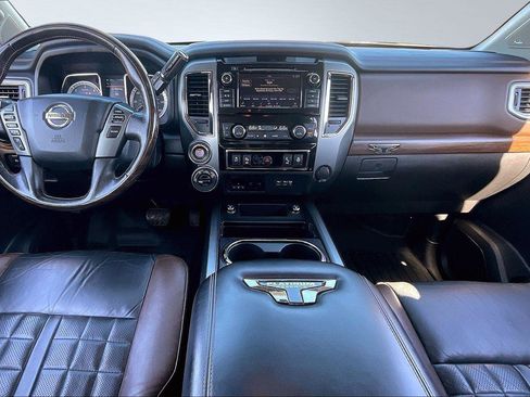 Used 2019 Nissan Titan Platinum Reserve w/ Platinum Utility Package image 17