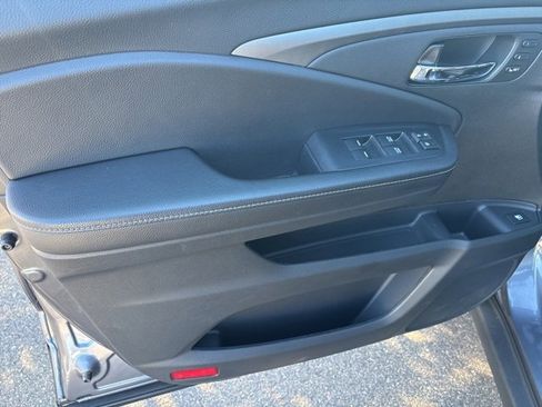 Certified 2023 Honda Ridgeline RTL image 19