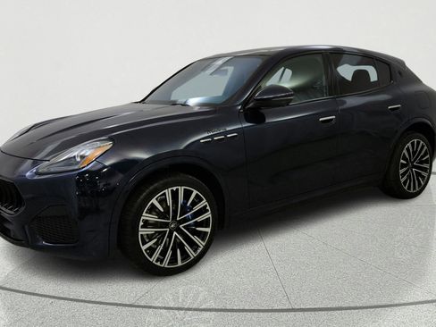 Used 2023 Maserati Grecale Modena AWD/4WD image 3