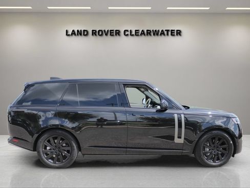 Used 2026 Land Rover Range Rover Long Wheelbase SE AWD/4WD image 6