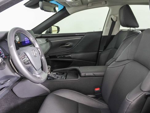 Used 2025 Lexus ES 350 image 18