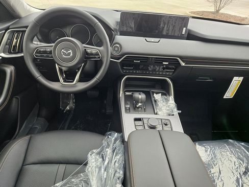 New 2026 MAZDA CX-90 3.3 Turbo w/ Preferred Package AWD/4WD image 17