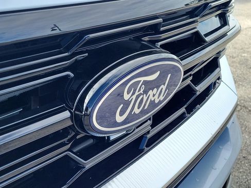 New 2026 Ford Expedition Max Platinum AWD/4WD image 7