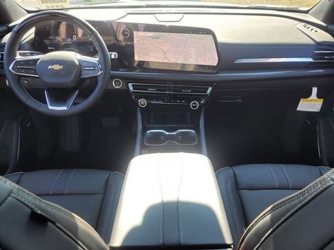 New 2026 Chevrolet Traverse High Country FWD image 9