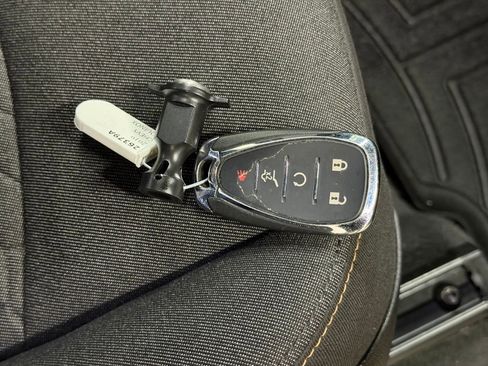 Used 2019 Chevrolet Equinox LT image 25