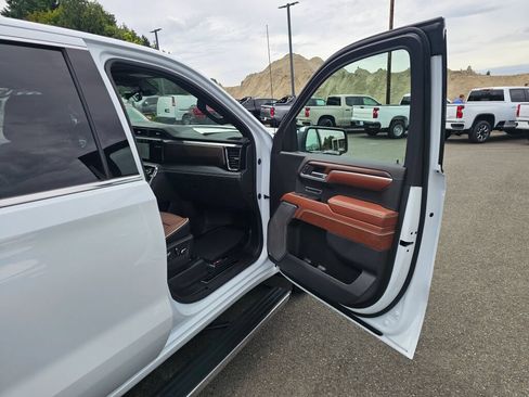 Used 2026 GMC Sierra 1500 Denali Ultimate AWD/4WD image 30