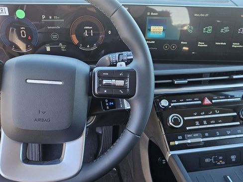 New 2026 Hyundai Santa Fe SE image 10