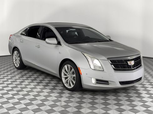 Used 2016 Cadillac XTS Luxury FWD image 7