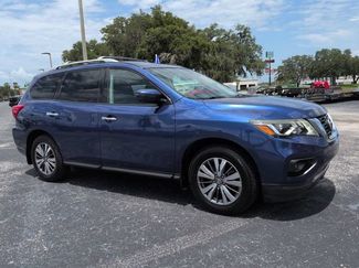 Used 2020 Nissan Pathfinder SL w/ Cargo Package FWD video 1