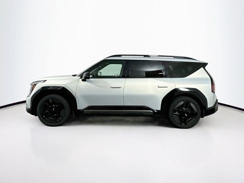 Used 2024 Kia EV9 GT-Line AWD/4WD image 4